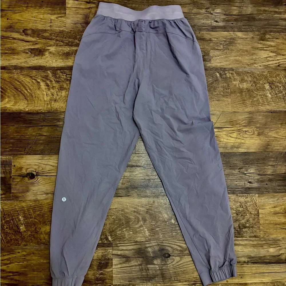 Women's Lululemon License to Train High-Rise Pant | Size 4